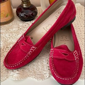 Ecco Red Suede Leather Loafers sz 7 New